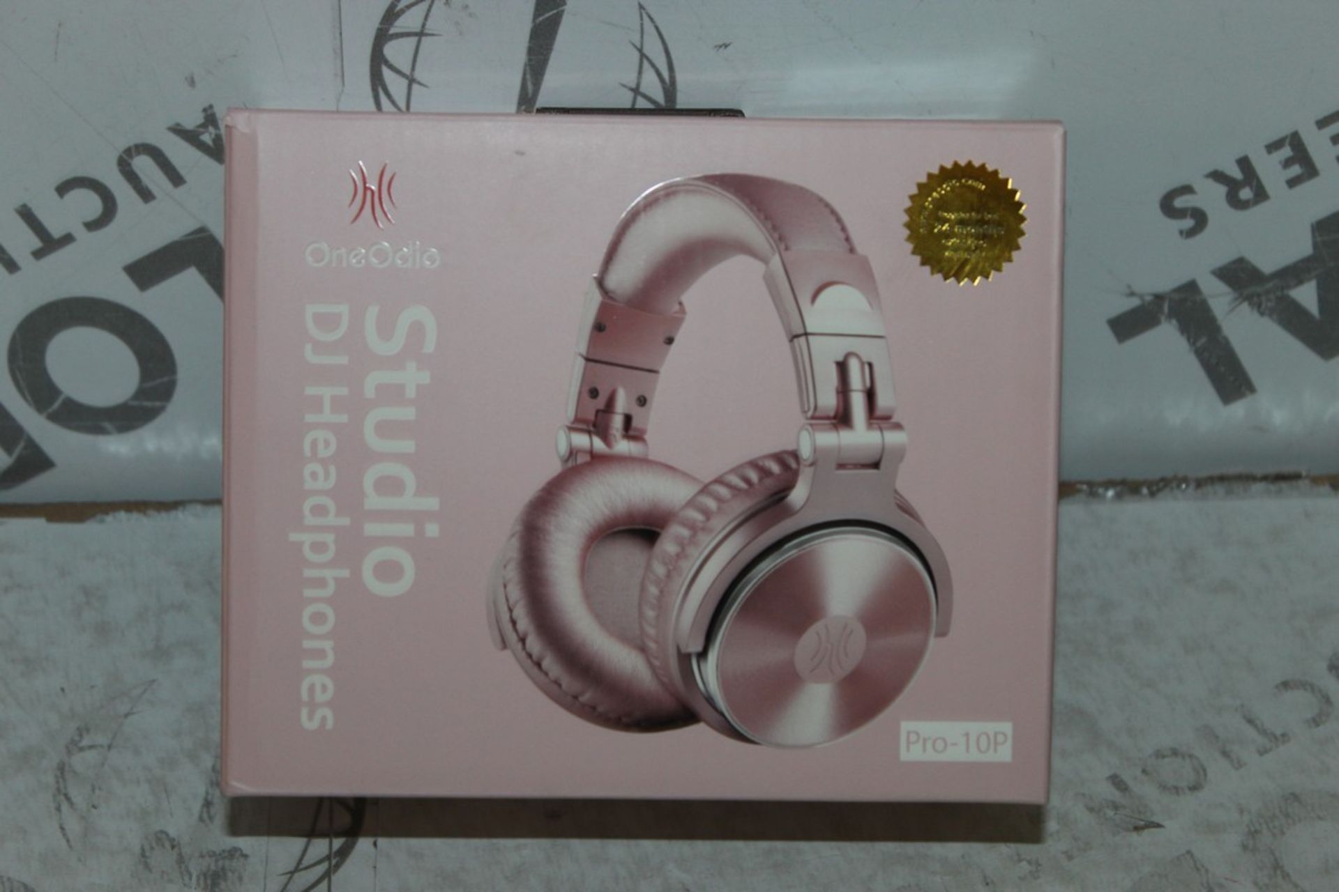 Boxed Brand New Pair One Audio Studio Pink DJ Headphones RRP £40 (Appraisals Available Upon