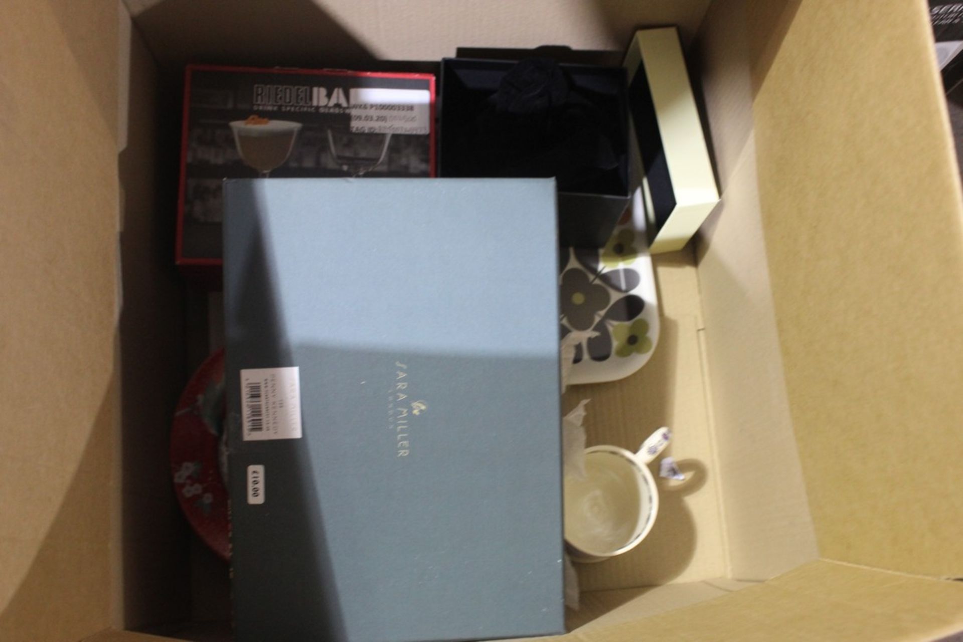 Lot To Contain An Assortment Of Items To Include Sara Miller Surge Boxes Orla Kiely Serving Trays