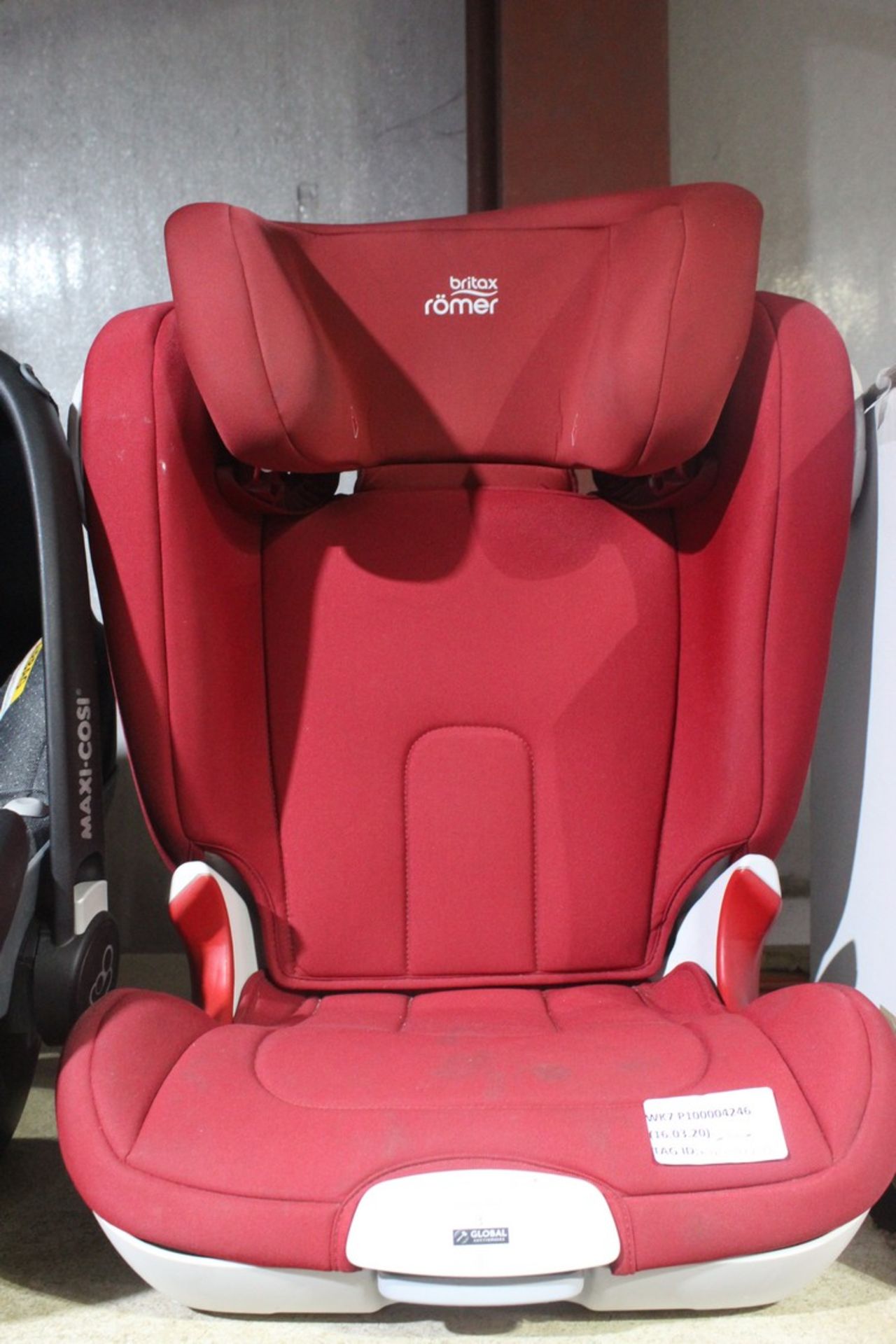 Brittax Roma In Car Kids Safety Seat RRP £60 (RET00973778) (Appraisals Available Upon Request)