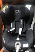 Cybex Gold In Car Safety Seat with 360 Swivel Base RRP £300 (RET00620177) (Appraisals Available Upon
