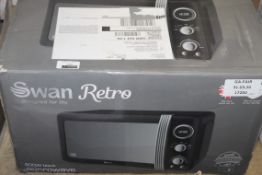 Boxed Swan Retro 800w Black Microwave RRP £85 (17200) (Appraisals Available Upon Request)