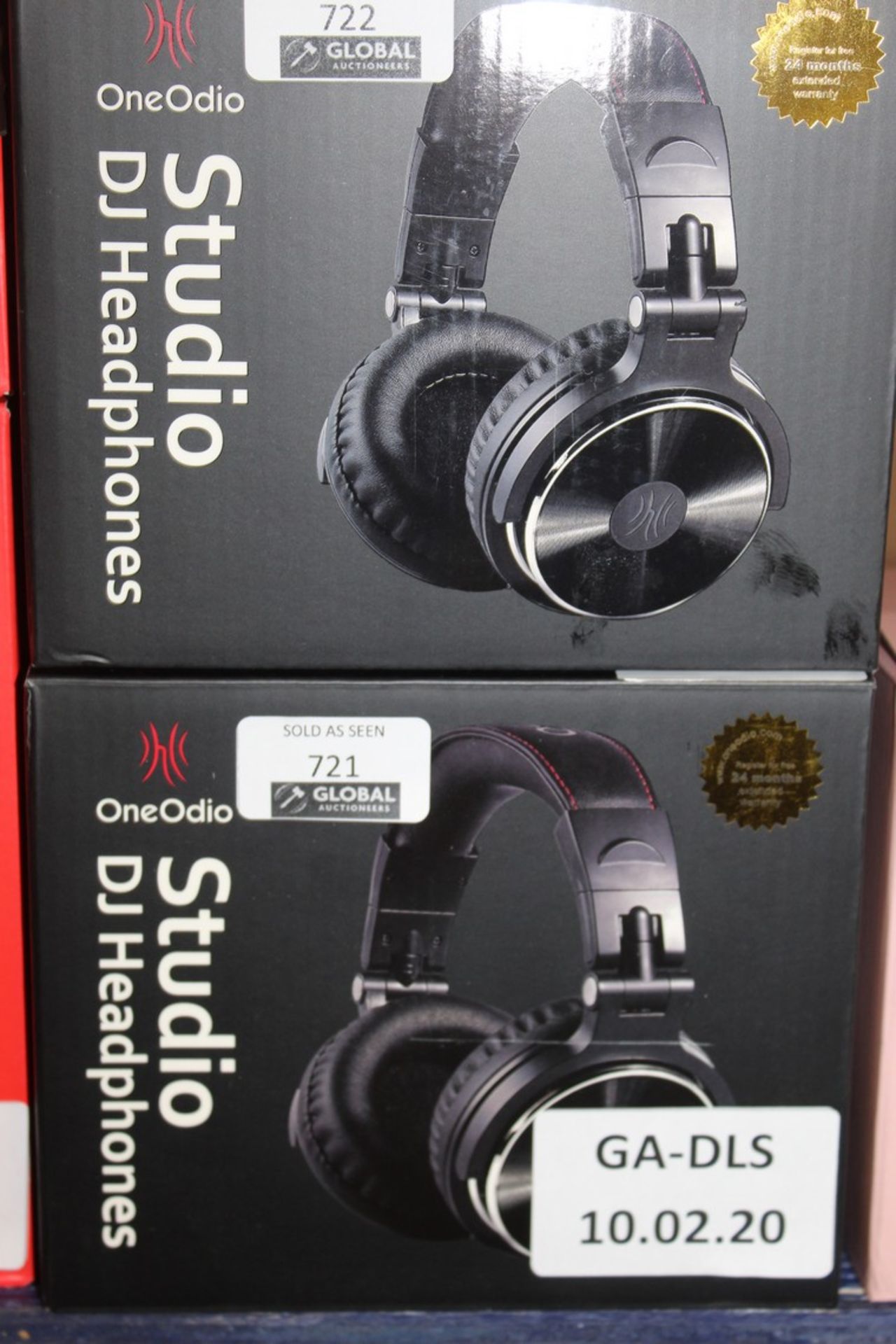 Boxed Brand New Pair One Audio Black & Red Wireles