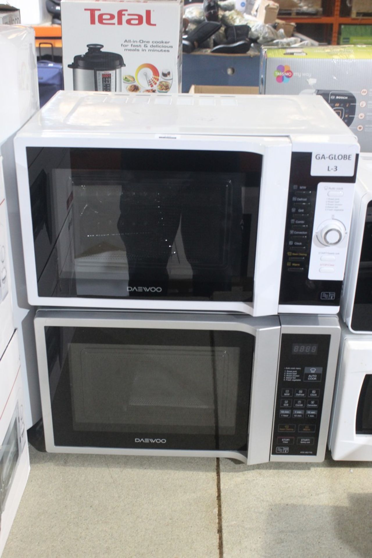 Unboxed Daewoo White And Silver Digital Displays Microwave Oven RRP £100 (Appraisals Available