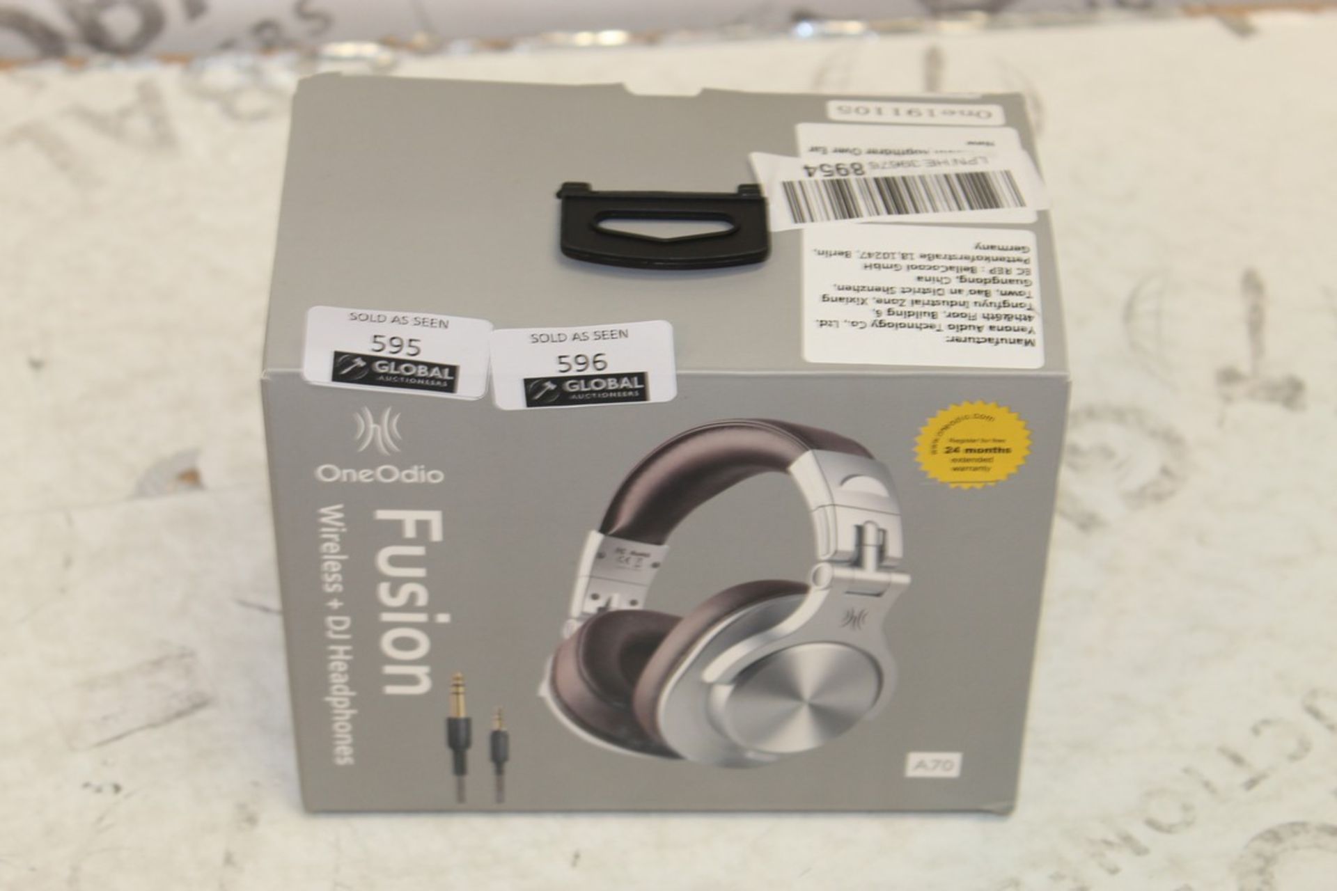 Boxed Brand New Pair One Audio Fusion A70 Silver Wireless DJ Headphones RRP £55