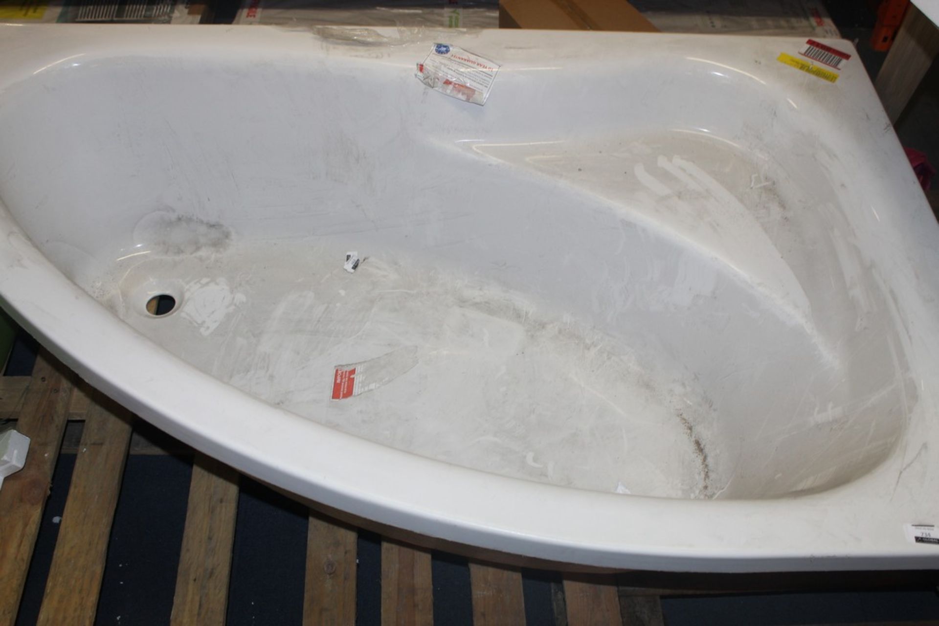 Large White Plastic Corner Bath Tub With Seat RRP