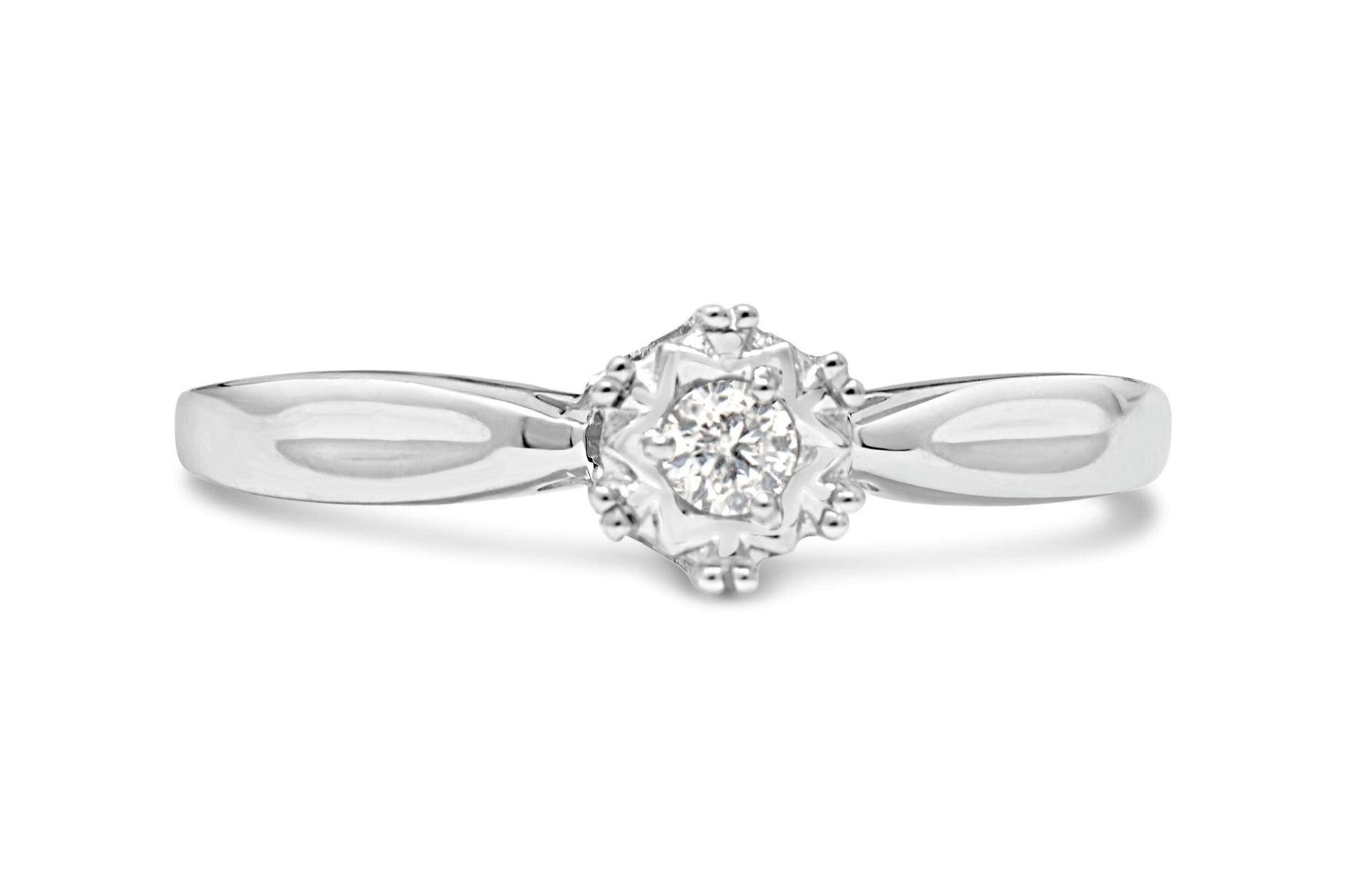 White Gold diamond solitiare ring