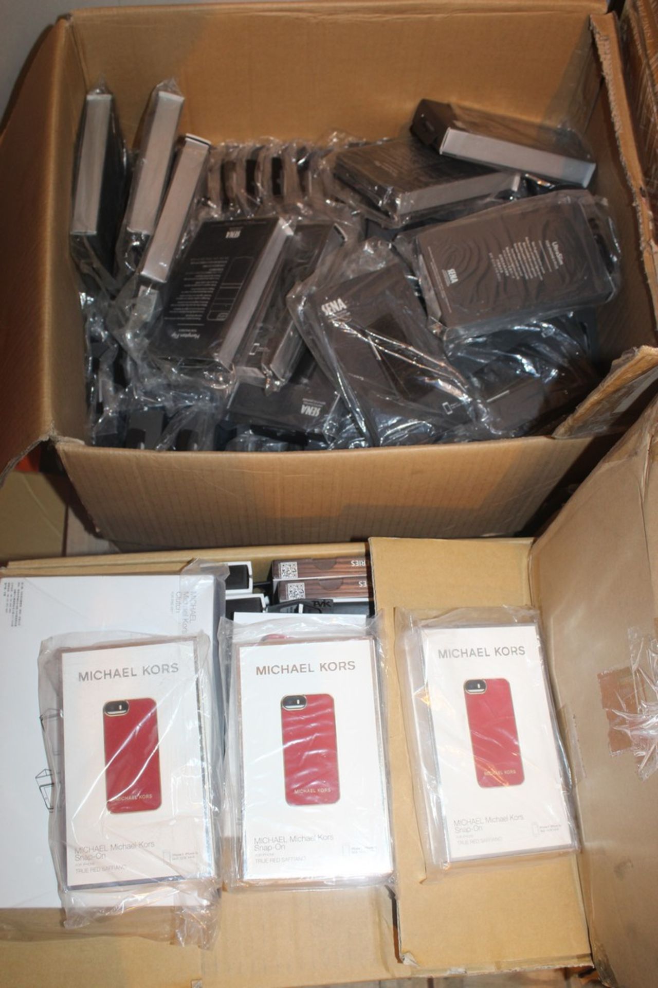 Pallet To Contain A Vast Quantity Of Brand New Assorted Mobile Phone And Tech Accessories Perfect - Image 2 of 2