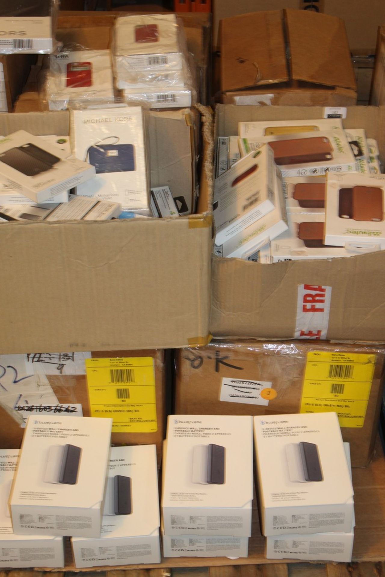 Pallet To Contain A Vast Quantity Of Brand New Assorted Mobile Phone And Tech Accessories Perfect - Image 3 of 4