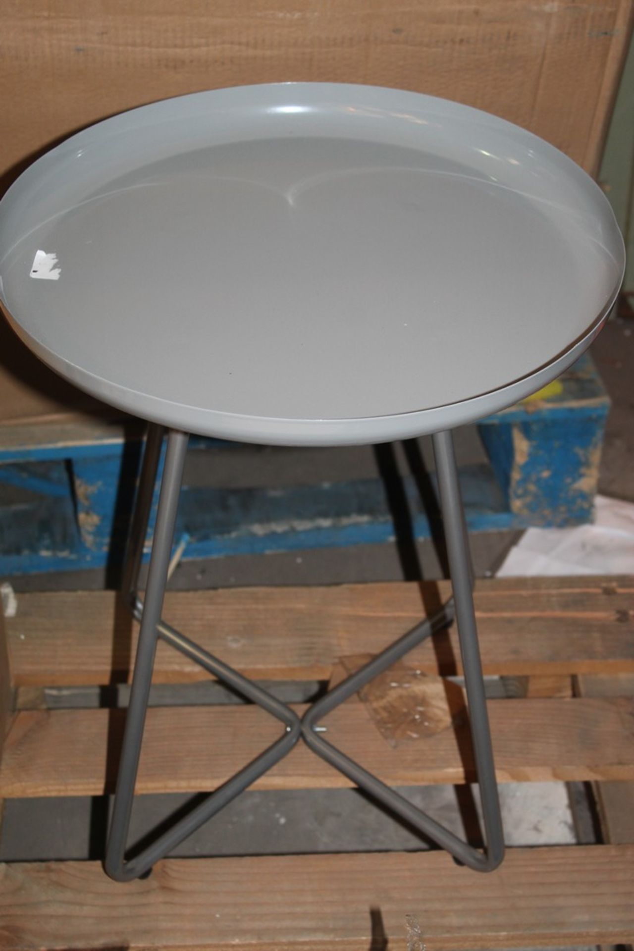 Gloss Grey Metal Side Table RRP £50 (Appraisals Av