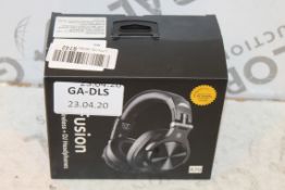 Lot to Contain 2Fusion One Odio A70 Wireless DJ He