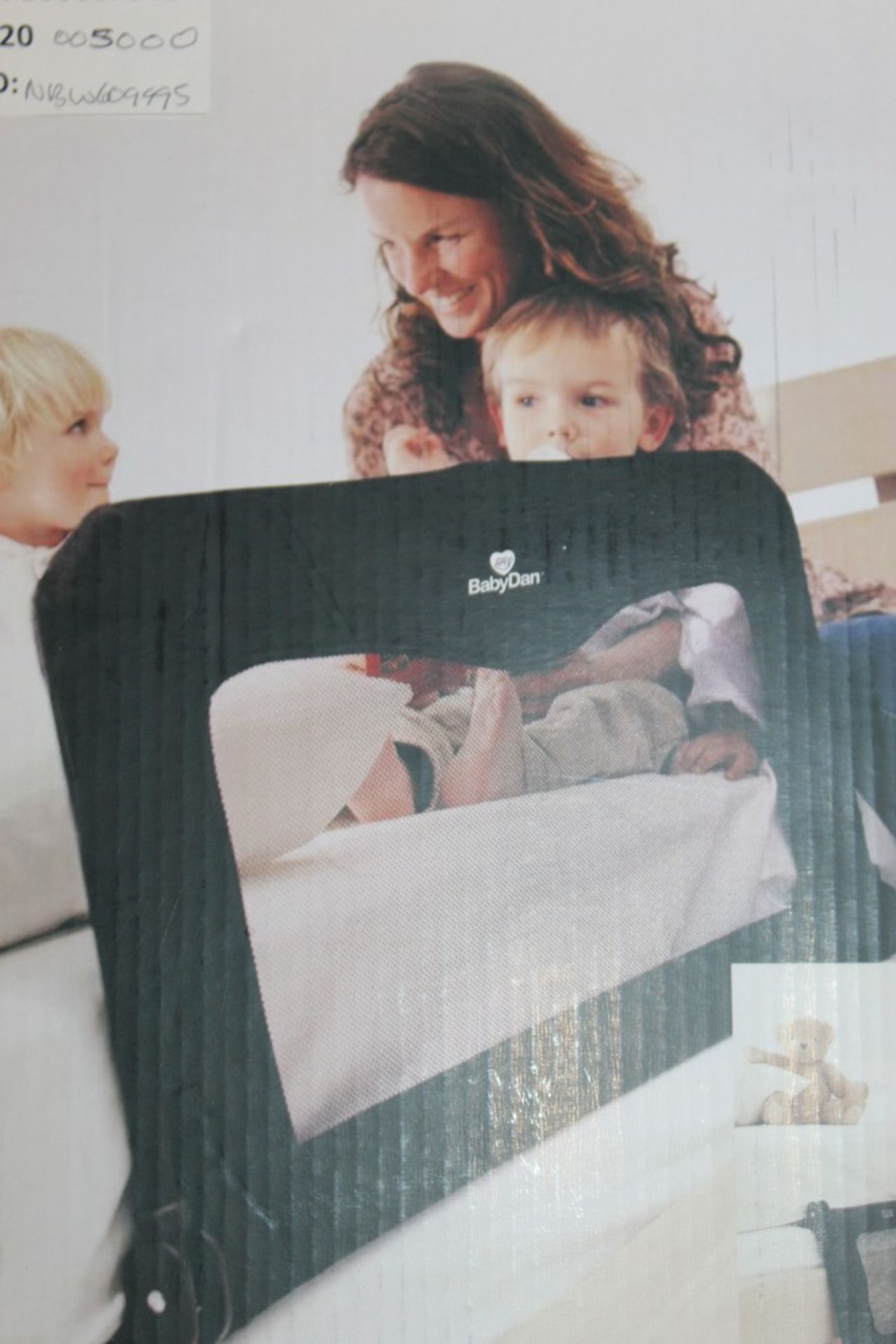 Boxed Baby Dan Sleep & Safe Universal Bed Guard RRP £50 (NBW606215)