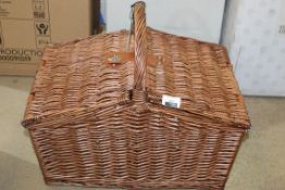 John Lewis And Partners Croft 4 Person Filled Hamper RRP £90 (NBW628347) (Appraisals Available
