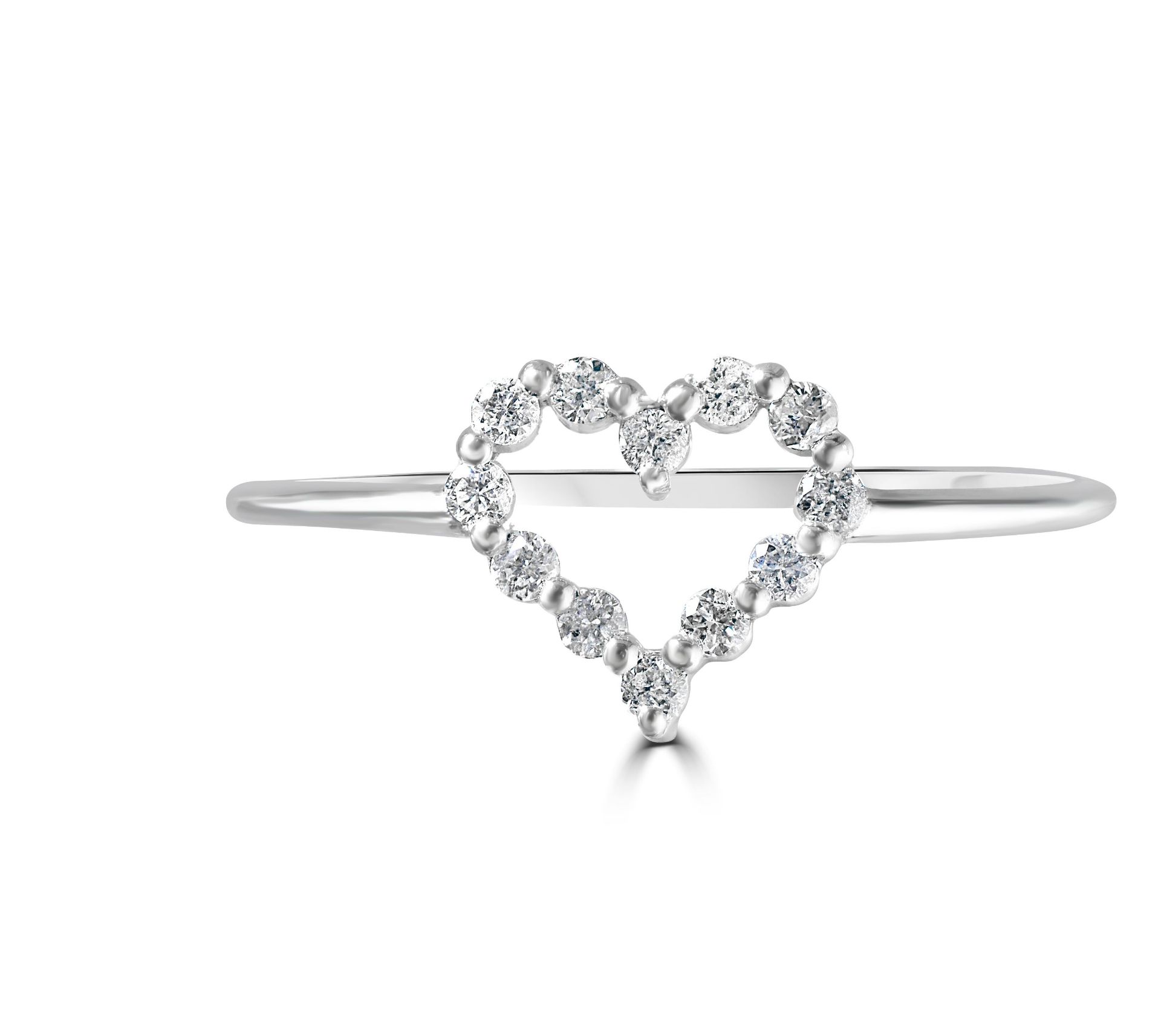 Platinum Diamond Heart Ring Size L RRP £799 - Image 3 of 3