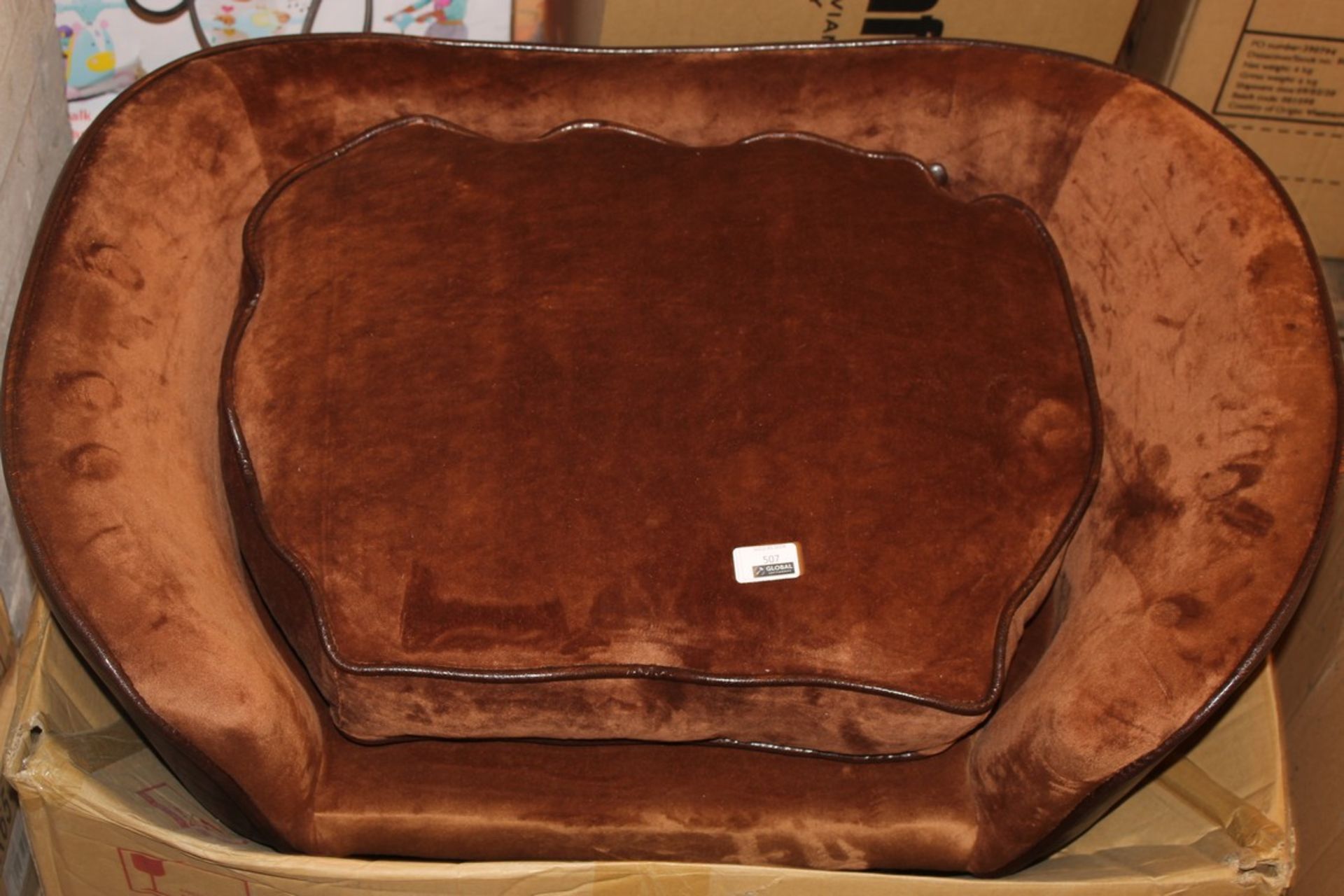 Boxed Pawhut Chocolate Brown Leather Pet Bed RRP £70 (Pictures Are For Illustration Puposes Only) (