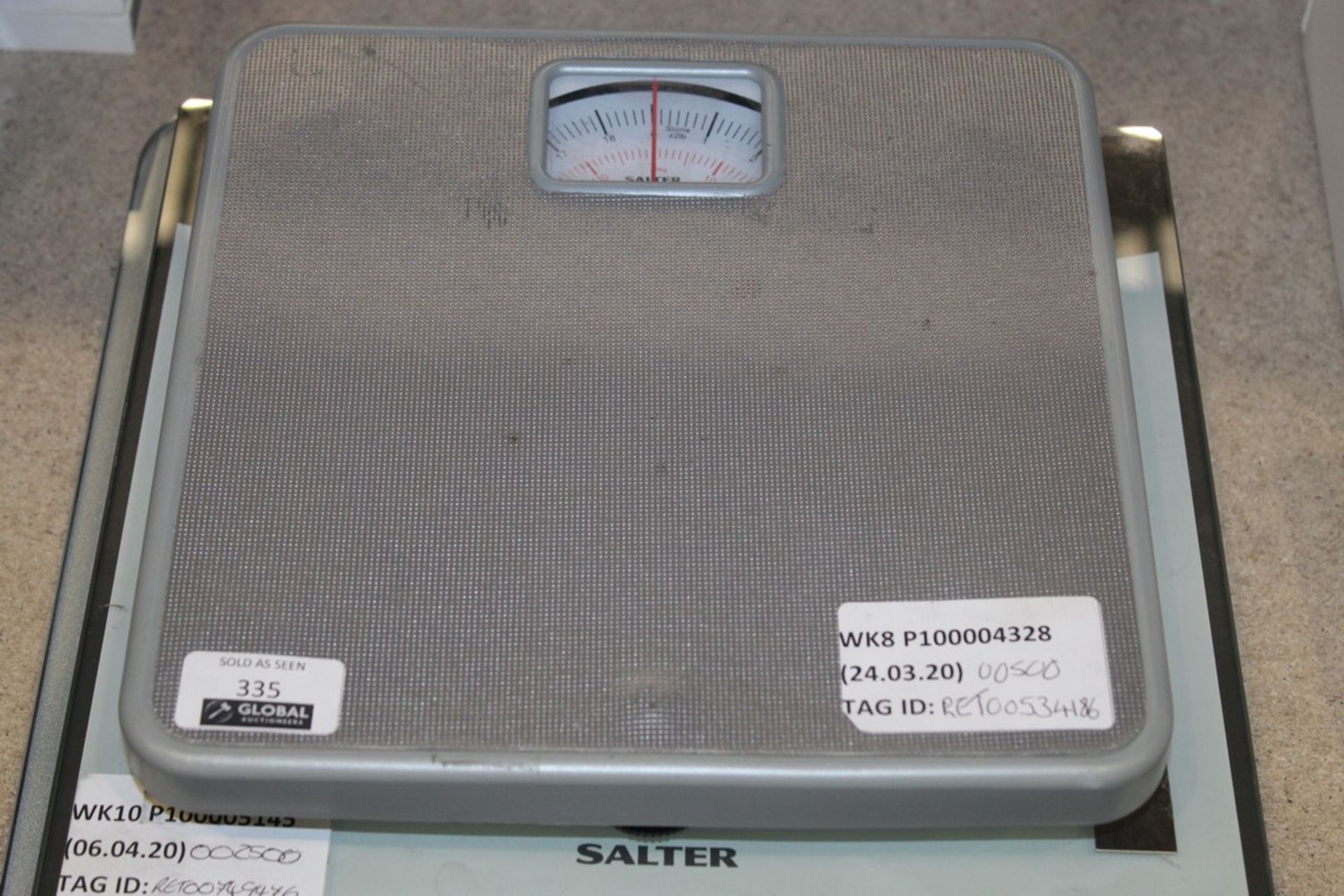 3 Assorted Unboxed Pairs of Salter Digital Mechanical Weighing Scales RRP £110 (RET0078496) (