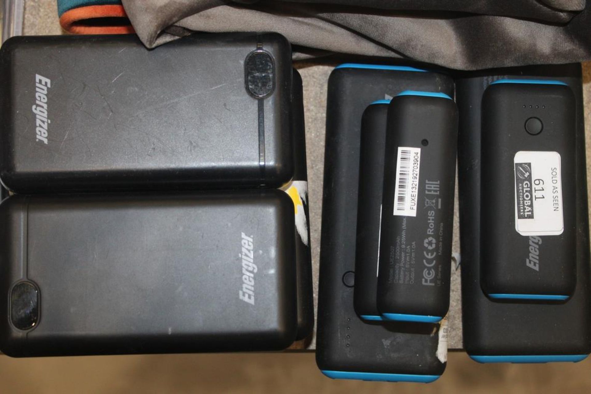 Lot To Contain 10 Assorted Unboxed Energiser Portable Battery Chargers Combined RRP £200 (Pictures
