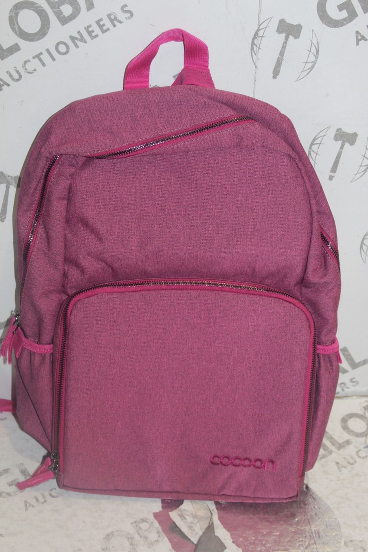 Cocoon 15" MacBook Pro & iPad Backpack With Built In Gridit RRP £70 (Pictures Are For Illustration