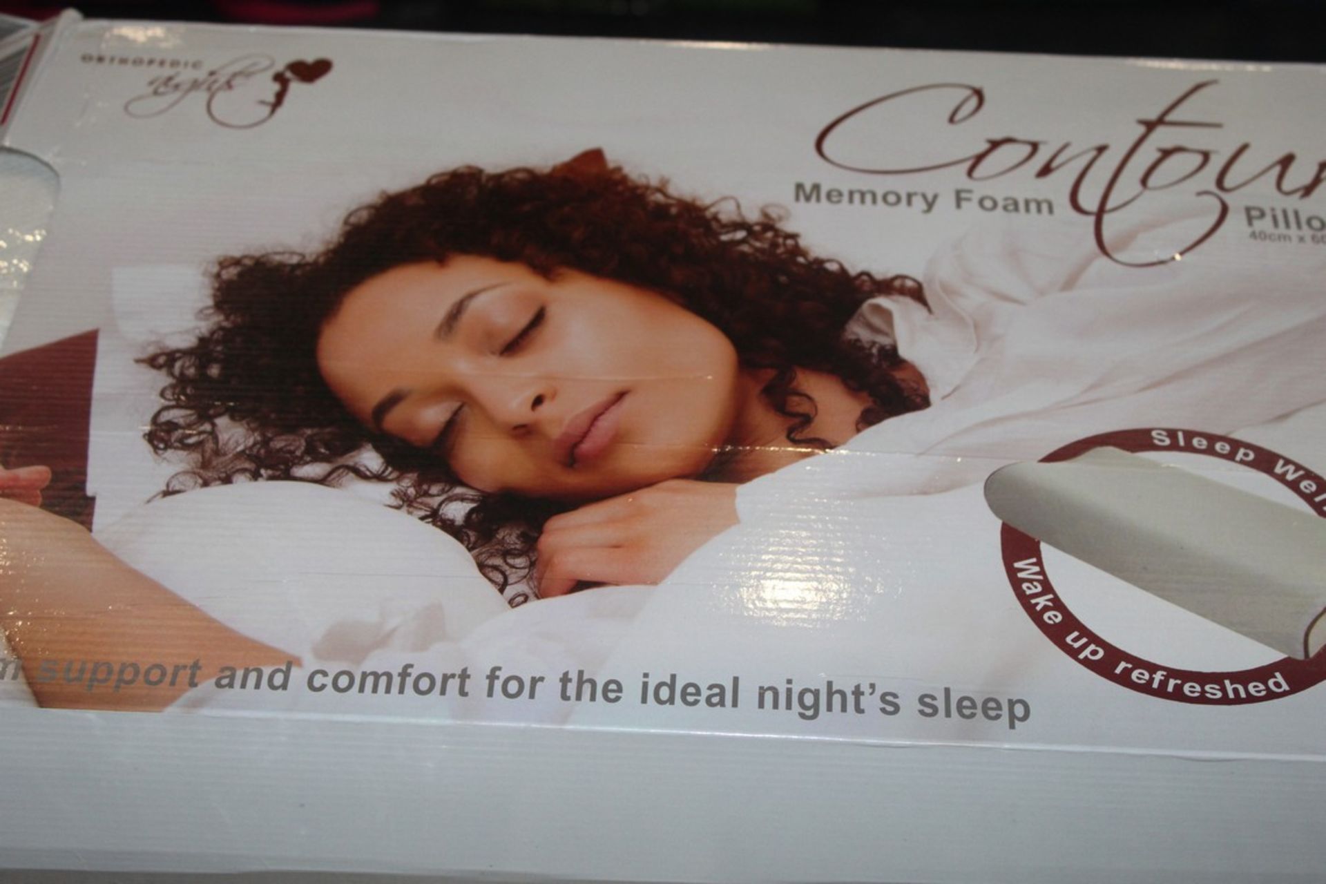 Boxed Contour Memory Foam Pillow RRP £50 (18088) (Appraisals Are Available Upon Request) (Pictures