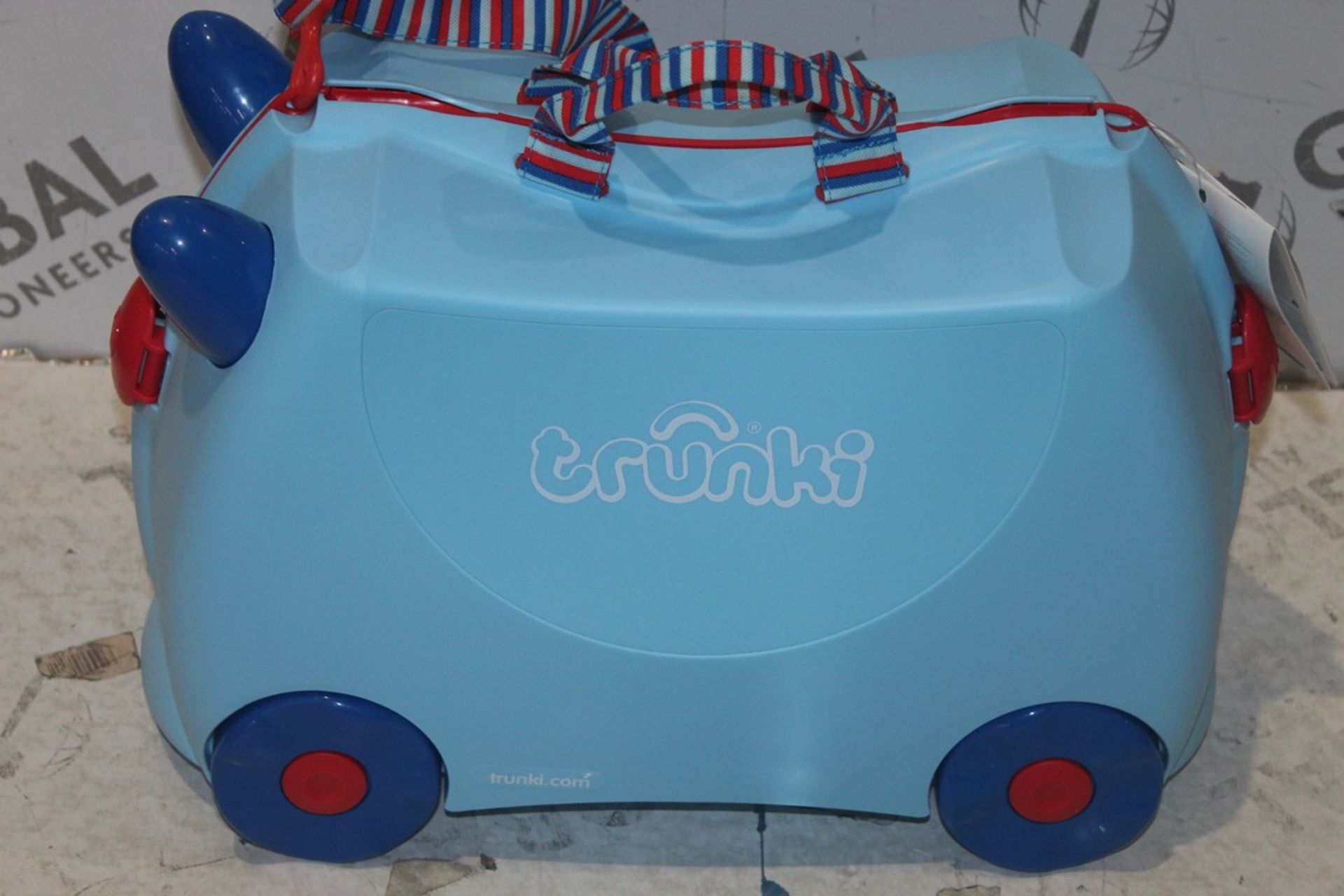 Boxed Trunki George Blue Ride-On Children's Suitca