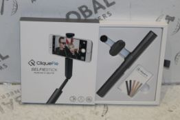 Boxed Cliquefie Space Grey Selfie Sticks RRP £35 E