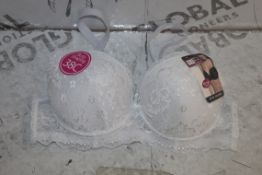 Lot To Contain 3 Packs Of 6 White Hana 393 Ladies Bra's Sizes To Include 38C , 40C, 42C, 44C, 46C,