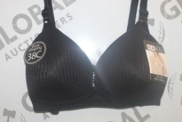 Lot To Contain 3 Packs Of 6 Black Hana 2842 Ladies Bra's Sizes To Include 38C , 40C , 42C , 44C, 46C