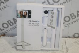 Lot To Contain 1 Box of 6 Cliquefie Selfie Sticks Combined RRP £360 (Pictures Are For Illustration