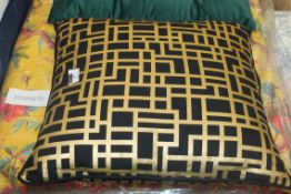 Lot to Contain 3 Assorted Items to Include a 45x45cm Black and Gold Metallic Cushion, A Bumble