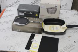 Assorted Items To Include Salad Spinners, Bread Bins, 3 Ply Fusion Pans And Grill Pans RRP £20-£30