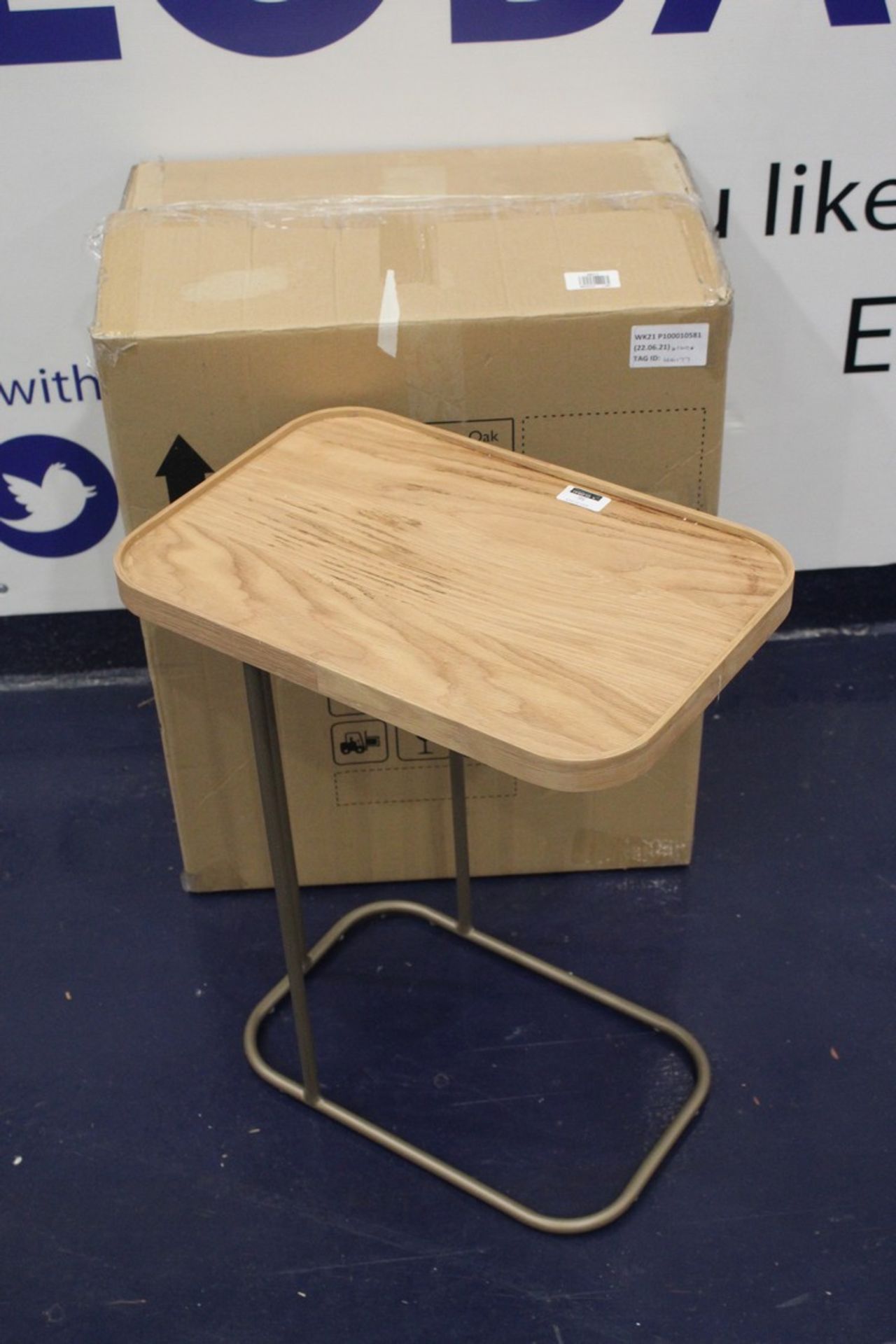 Boxed John Lewis & Partners Float Oak Sofa Side Table RRP £160 (666177) (Pictures Are For