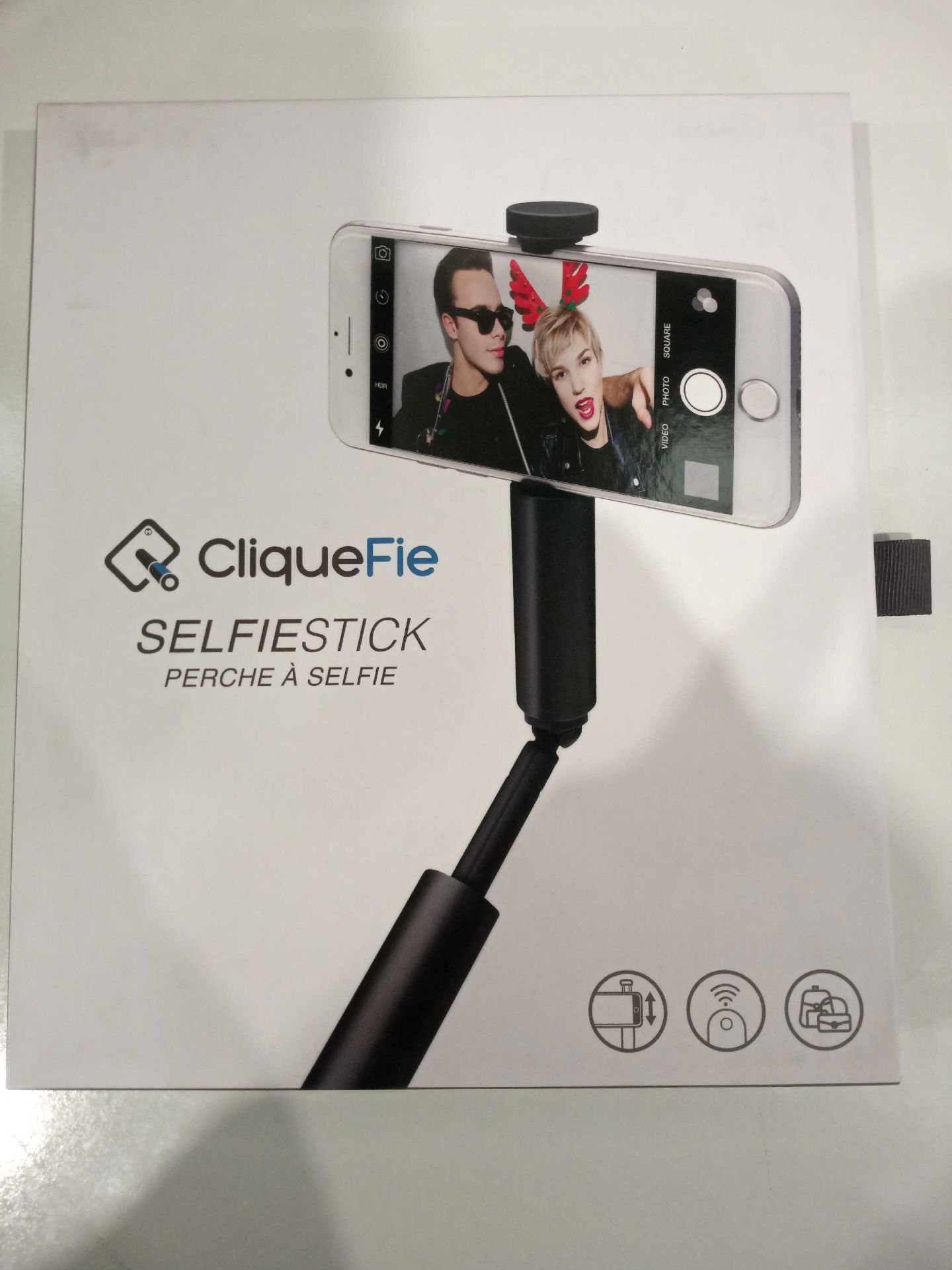 CliqueFie Selfie Sticks White