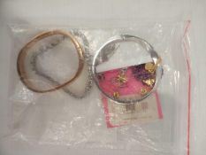 Lot To Contain 4 Assorted Designer Jewellery