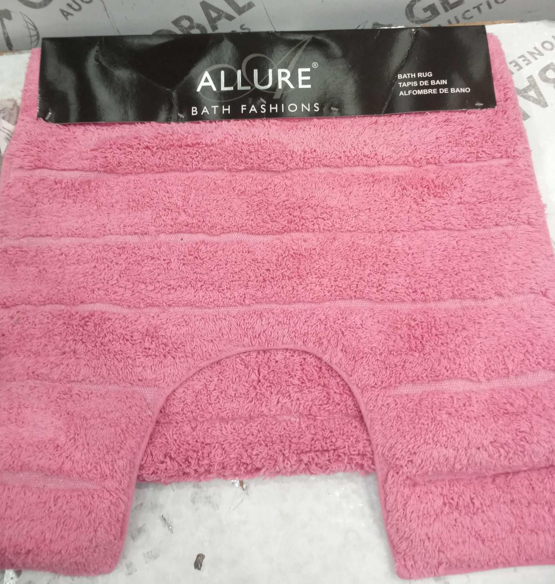 Lot to contain 2 assorted bath mats - Image 2 of 2