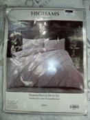Lot to contain 2 assorted duvet sets