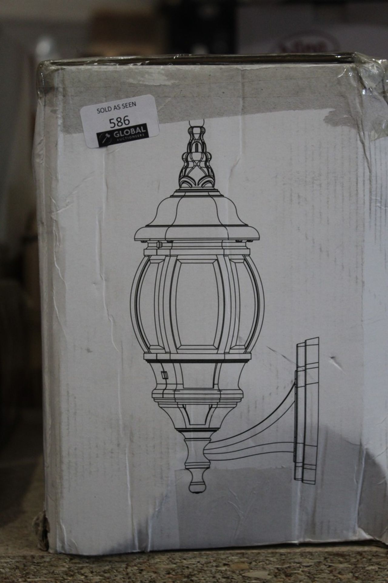 Boxed Windsor Outdoor Up And Down Wall Lantern