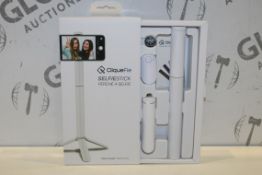 Cliquifie Selfie Sticks