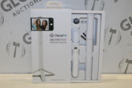 Cliquifie Selfie Sticks