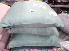 Lot To Contain 4 Teal Scatter Cushions