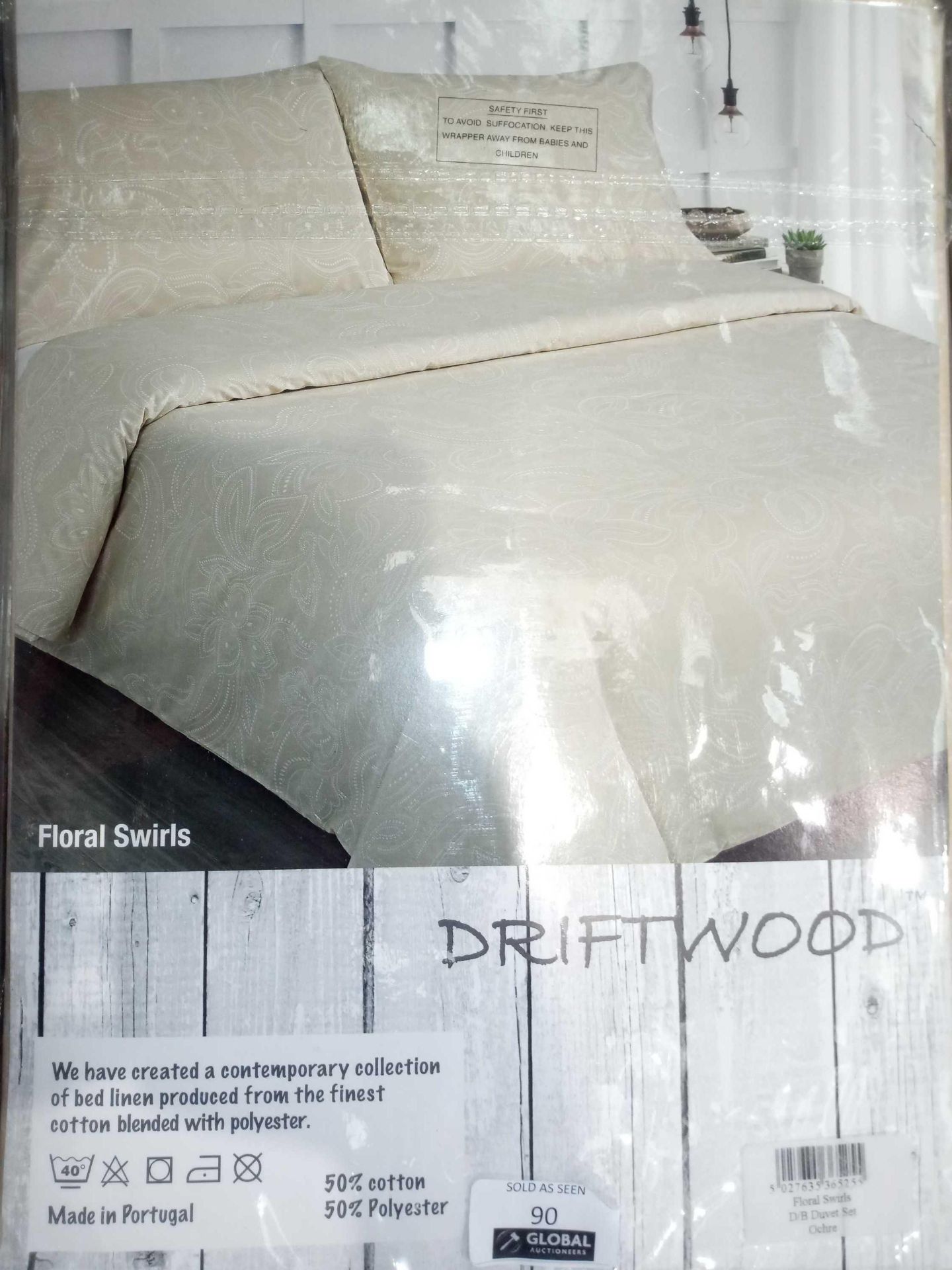 Lot To Contain 2 Driftwood Floral Swirls Double Duvet