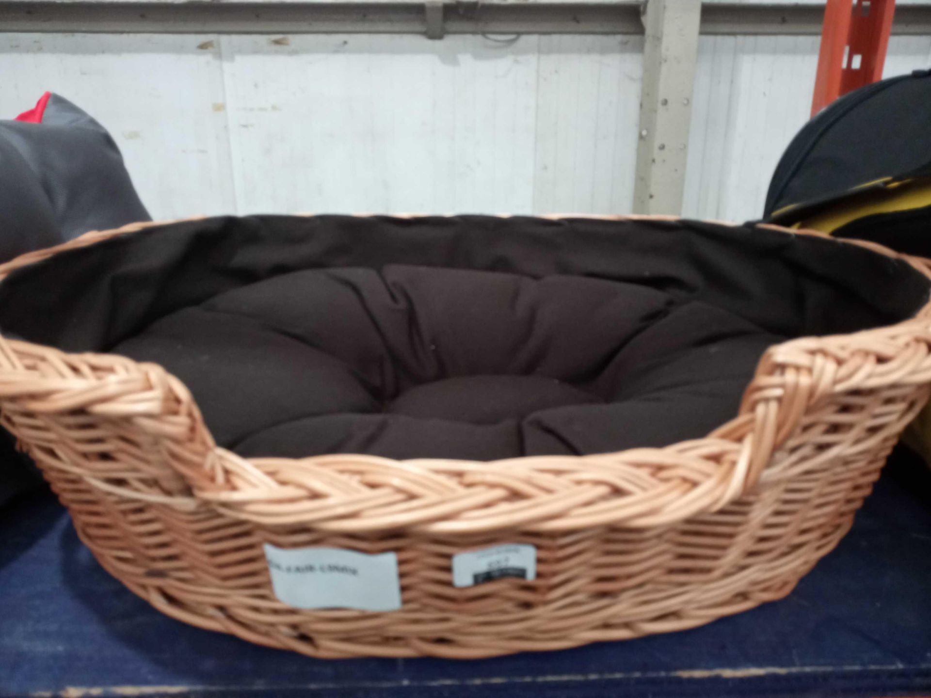 Rrp £70 Wicker Designer Pet Bed