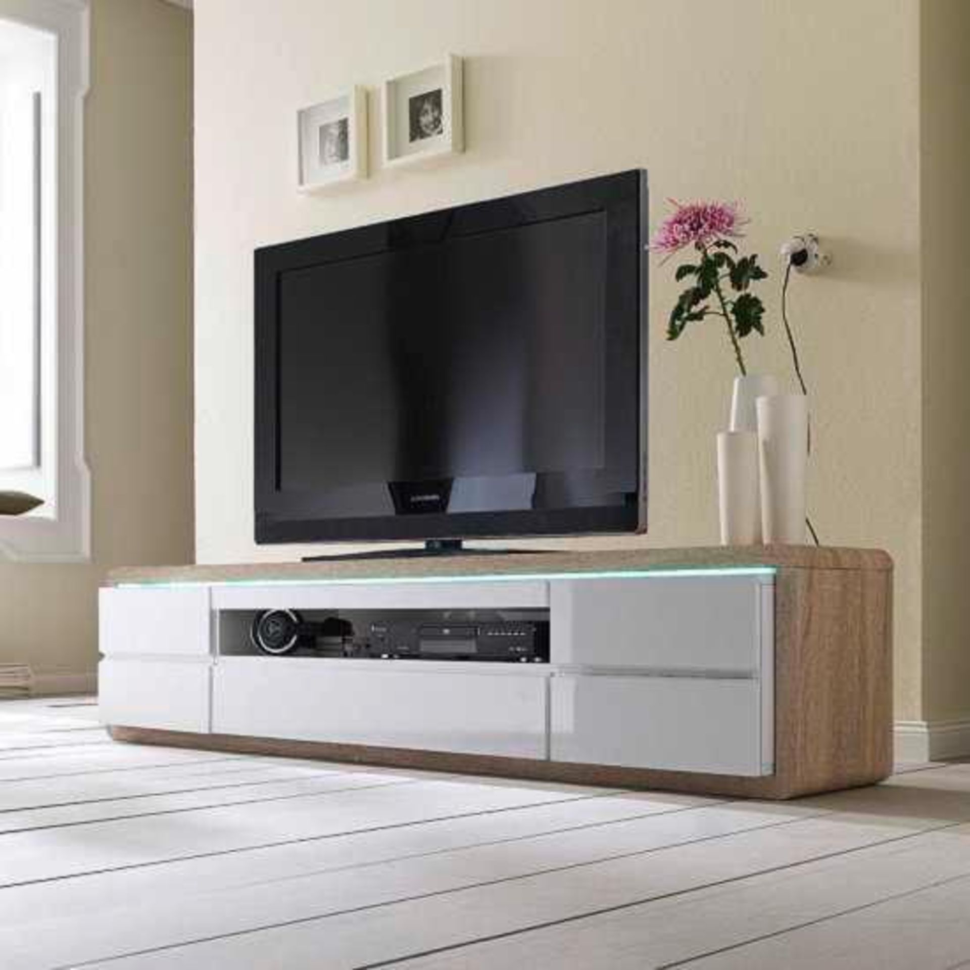 RRP £610 Tv Stand