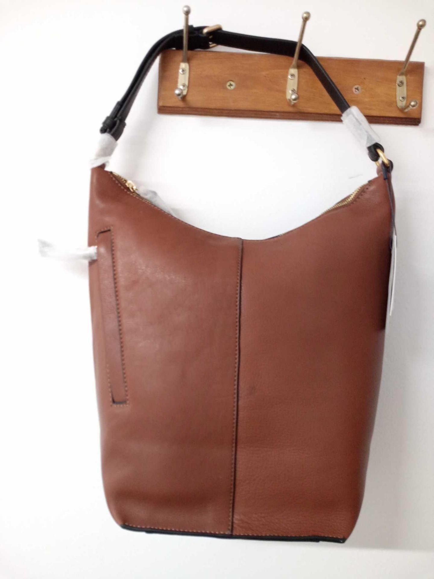 RRP £109 John Lewis & Partners Tan Zip Hobo Tan Leather Bag (1494366)