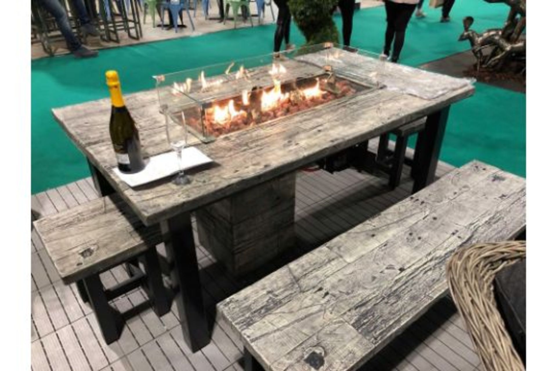 RRP £2495 Excalibur Fire Pit Table That Looks Like Wood But It'S Concrete Comes With 2 Benches And 2