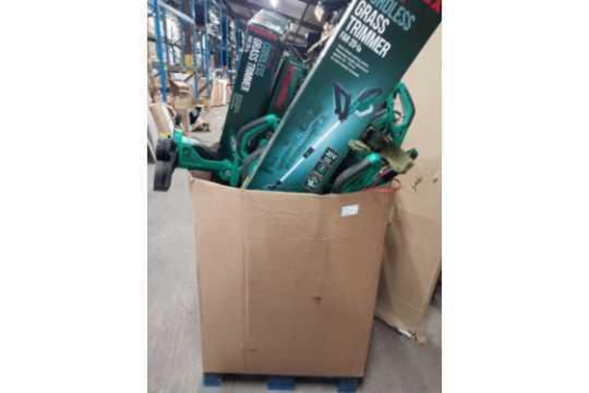 Rrp £600 Assorted Pallet Of Grass Trimmers