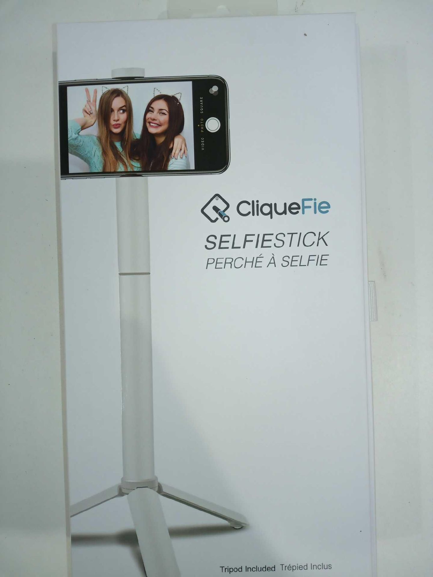 RRP £300 Brand New Cliquefie Selfie Sticks