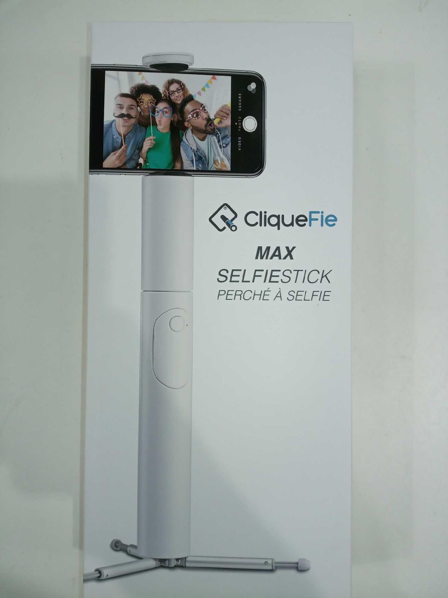 RRP £300 Brand New Cliquefie Selfie Sticks