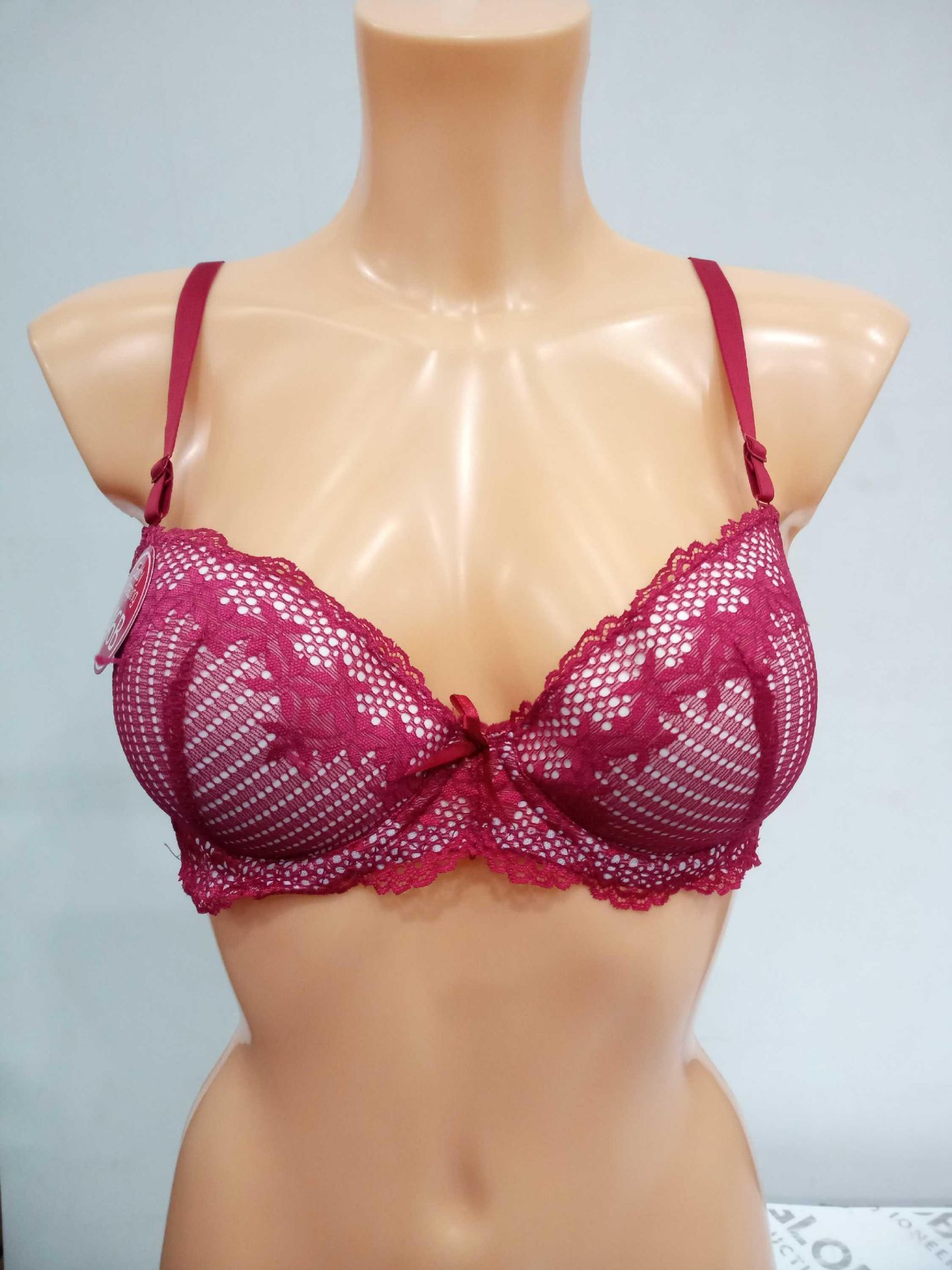 Combined RRP £90 Lot To Contain Hana Burgundy Designer Bras,Assorted Size