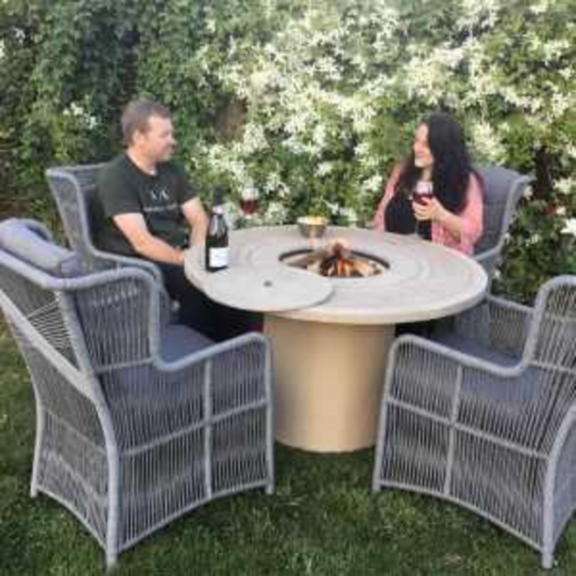 Rrp £2495 Mosaic Gas Fire Pit Set With 4 Chairs