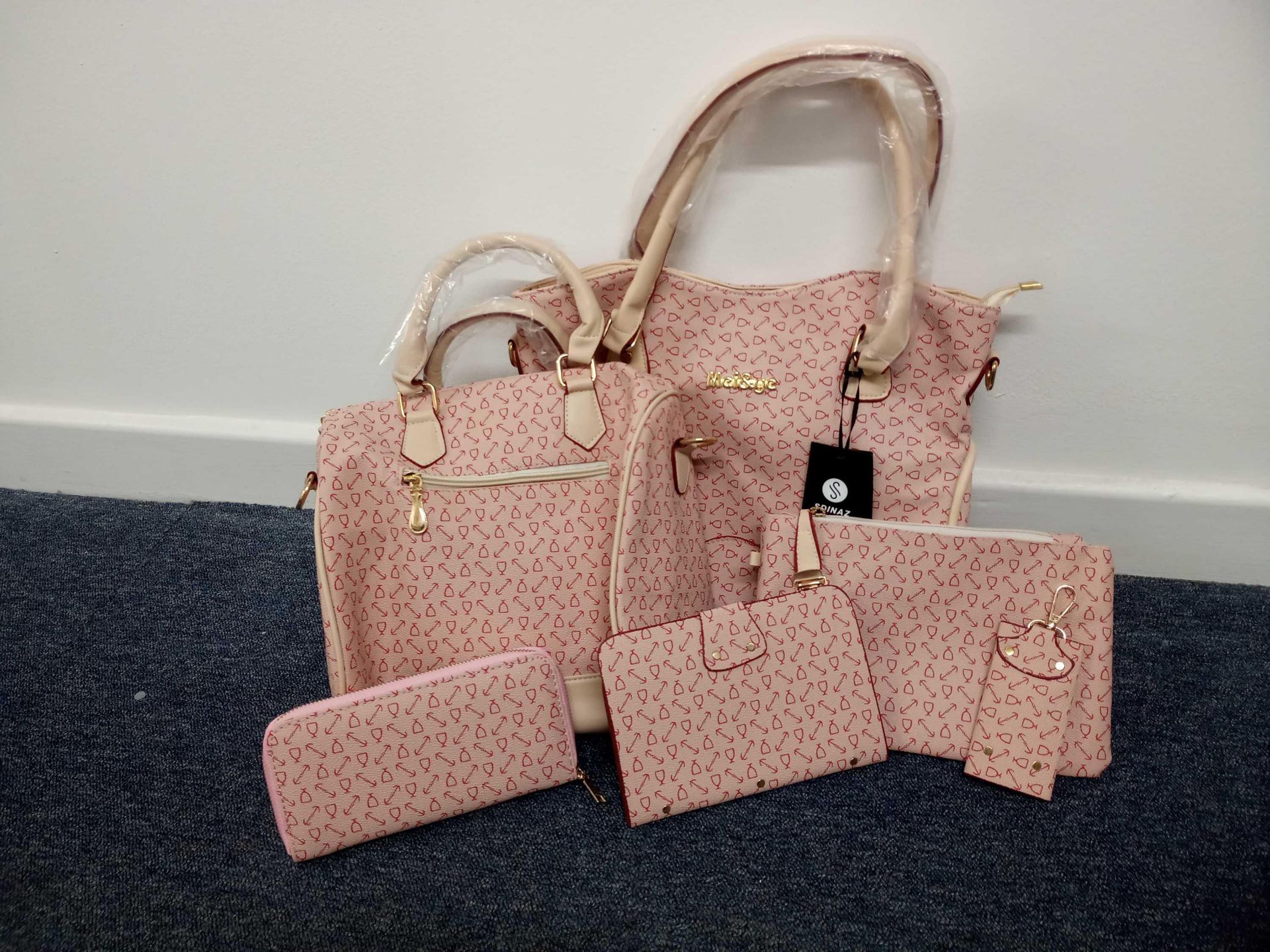 Rrp £25 6 Piece Bag Set