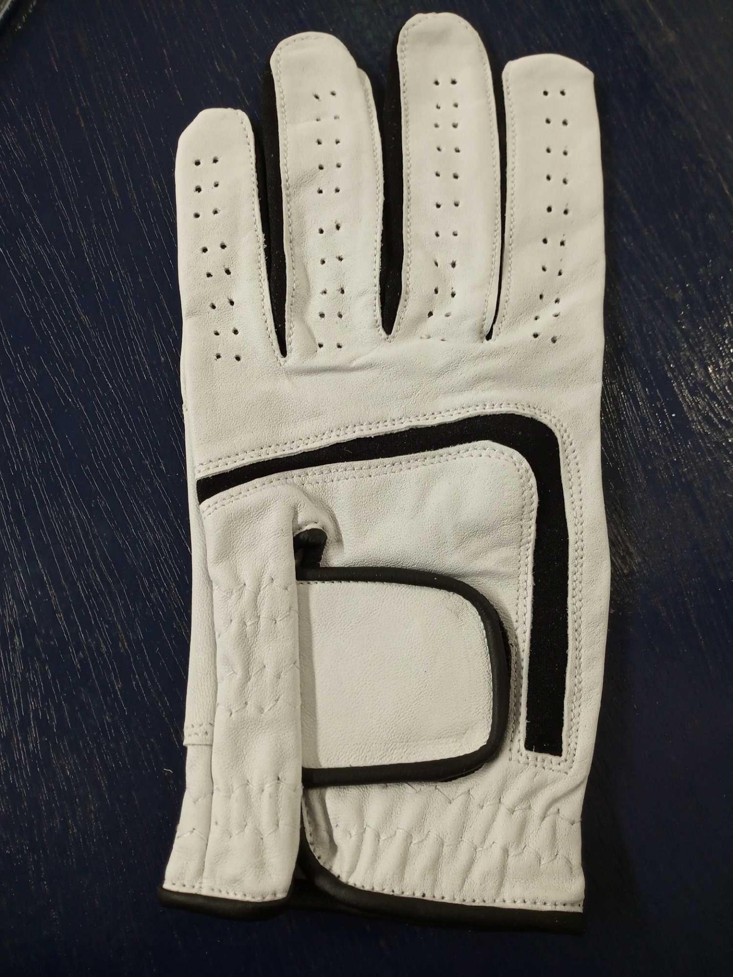 Leather White & Black Golf Glove Large - Image 2 of 2